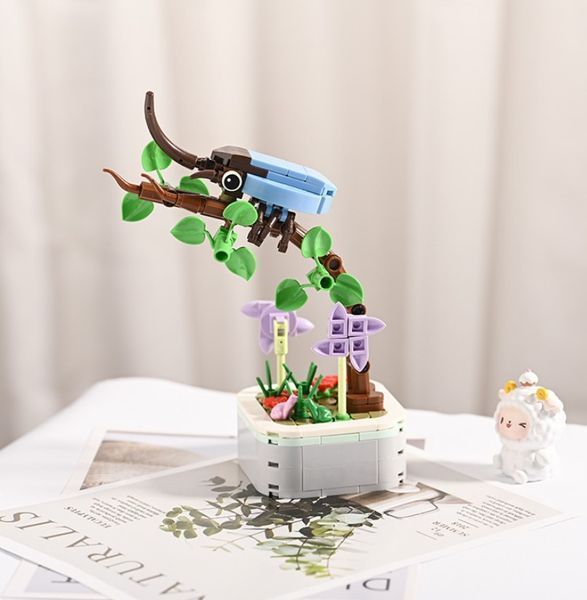 Конструктор інтер'єрний Alder&Rhinoceros Beetle серія Серія Bonsai Жук-Носоріг 188 деталей 2104619342 фото