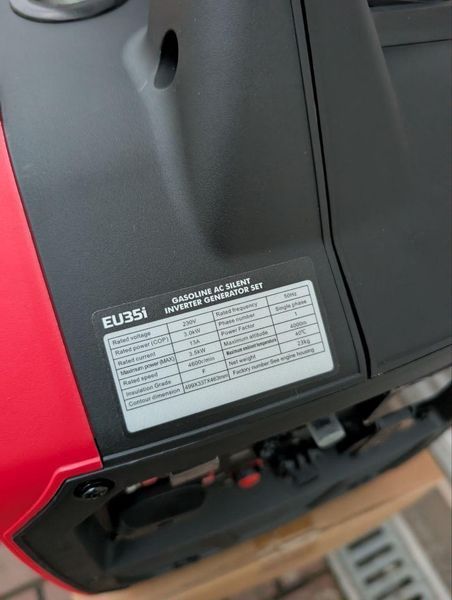 Інверторний генератор Honda EU35i, що працює на бензині, з ручним пуском, 1 фаза, 3,5 кВт 2104618962 фото